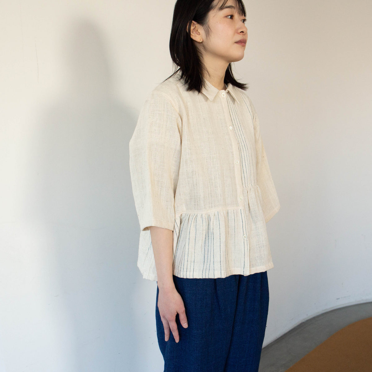 teela shirt 藍のテキスタイルミックス